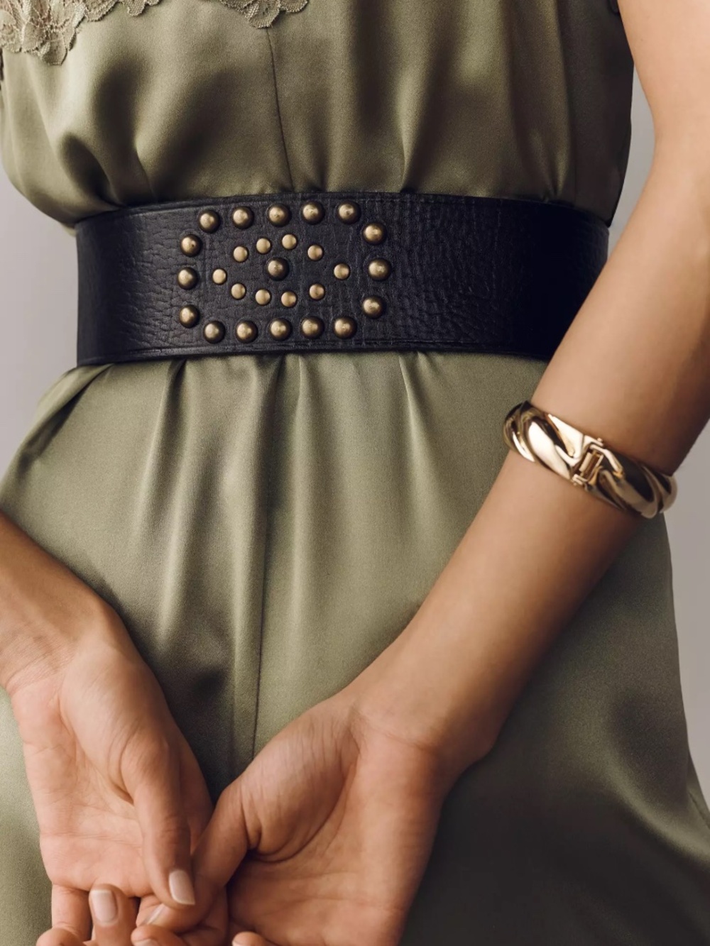 Anthropologie Z & L Gloriosa Studded Leather Belt in Black size M/L nwt - Picture 4 of 4